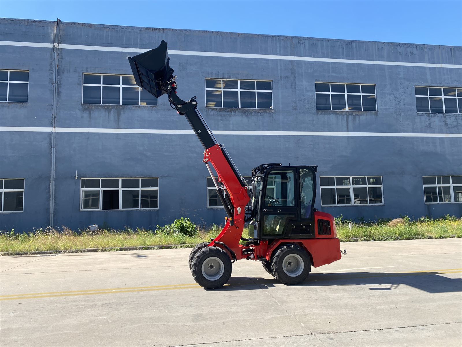 H180T compact telescopic loader