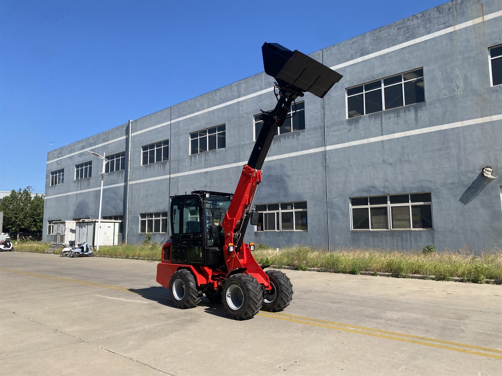 H180T Compact Telescopic Loader real machine view 1