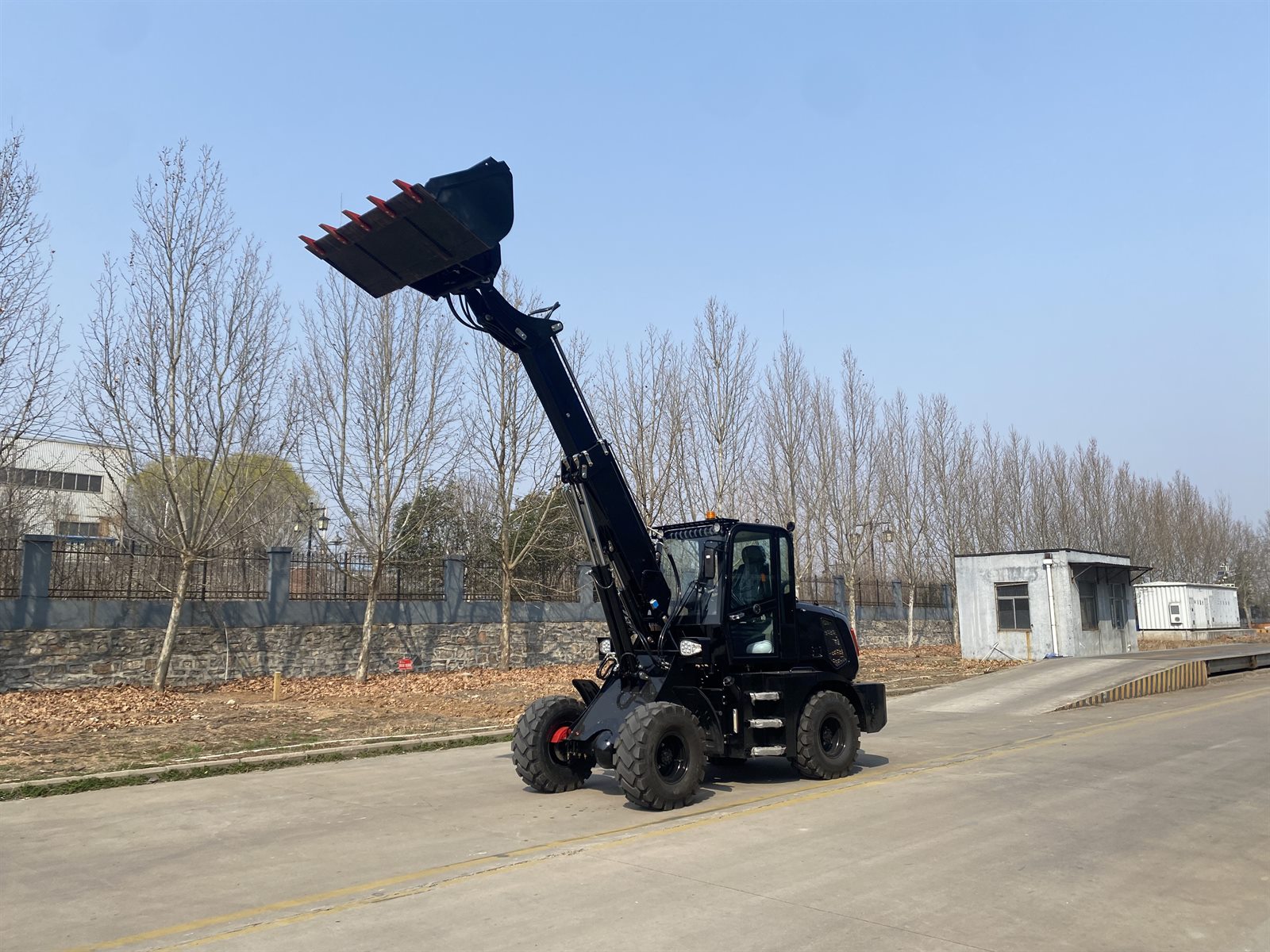 TL1500 Telescopic Wheel Loader real machine view 9