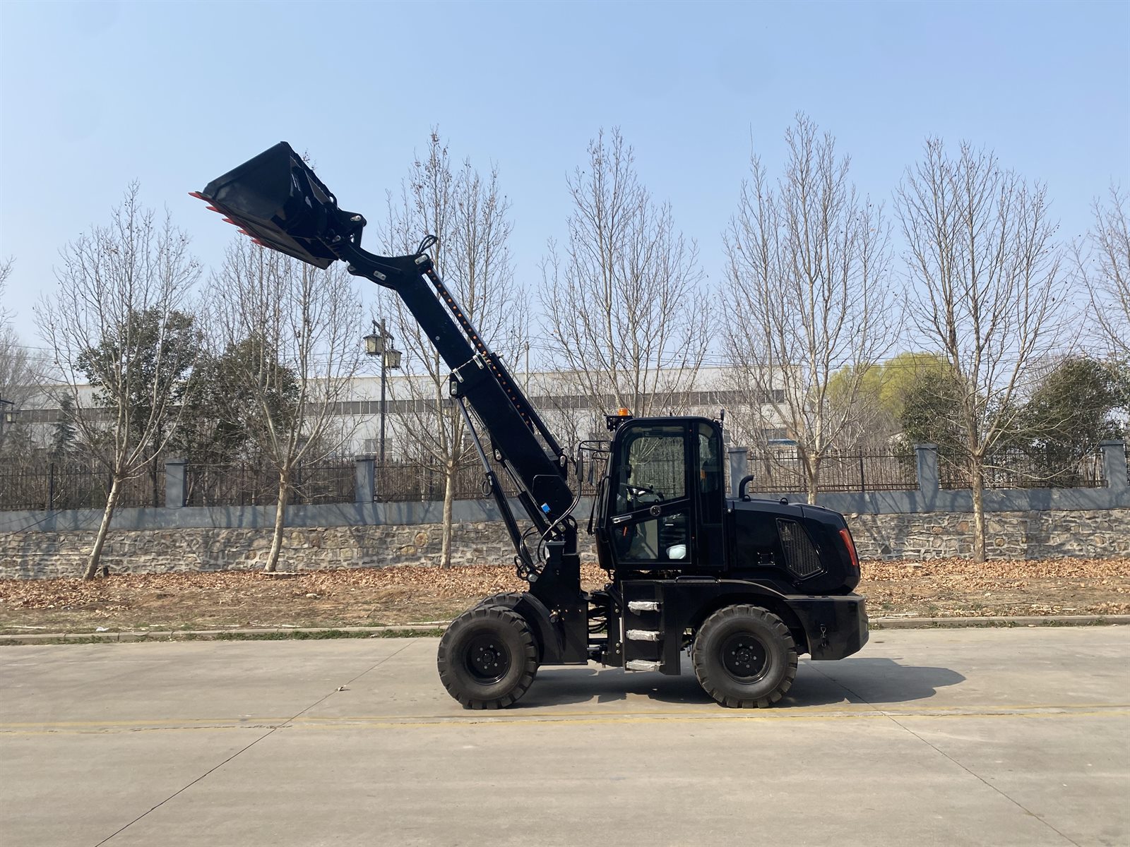 TL1500 Telescopic Wheel Loader real machine view 10