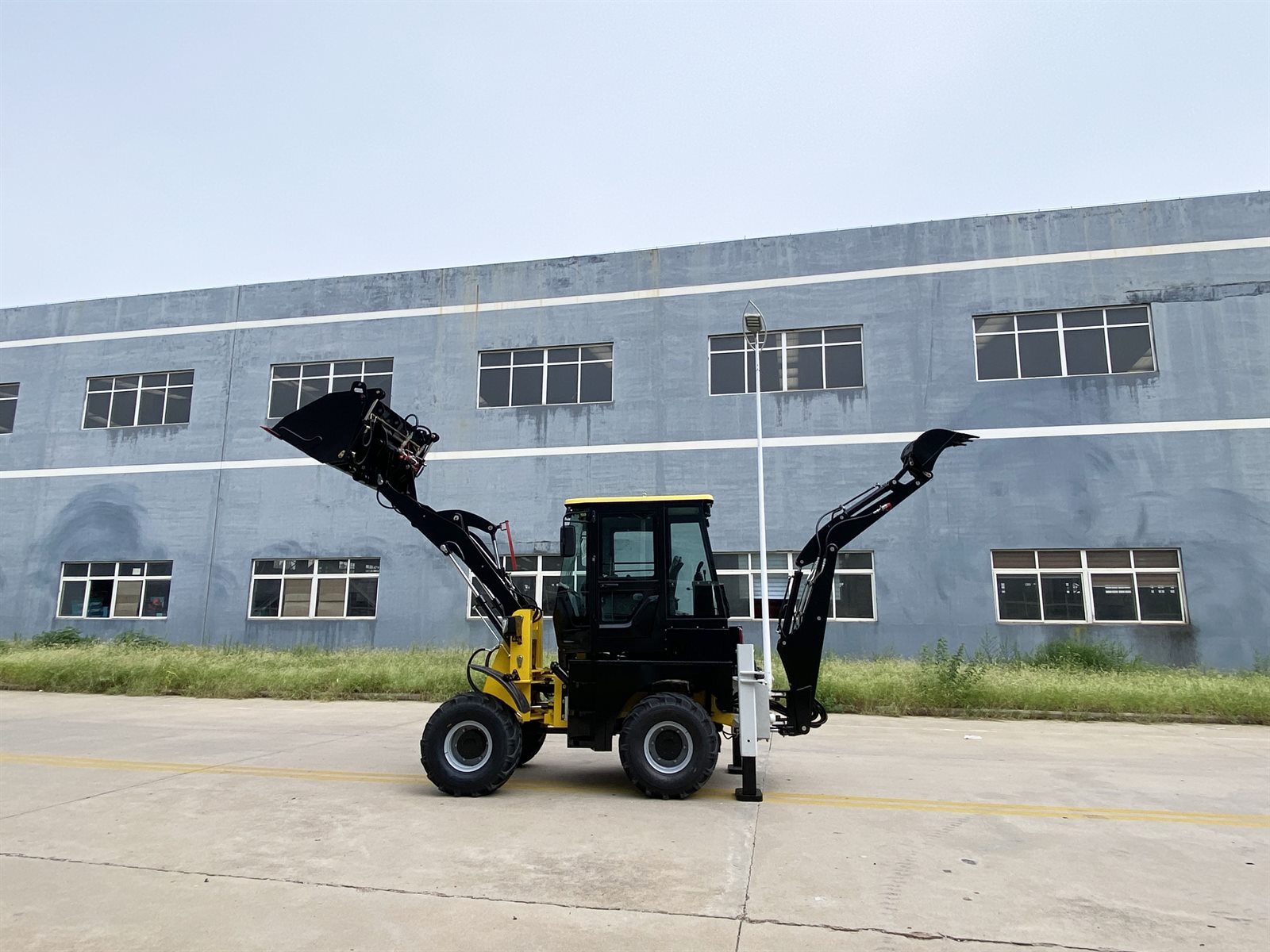 WZ25-18 Backhoe Loader real machine view 2