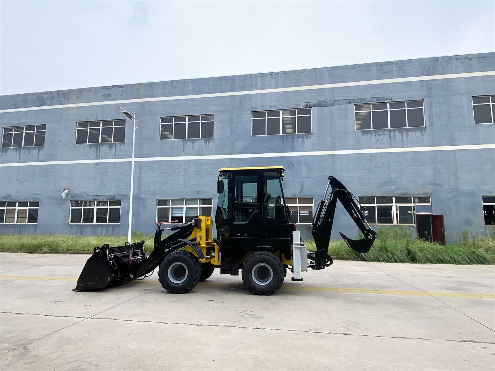 WZ25-18 Backhoe Loader real machine view 5