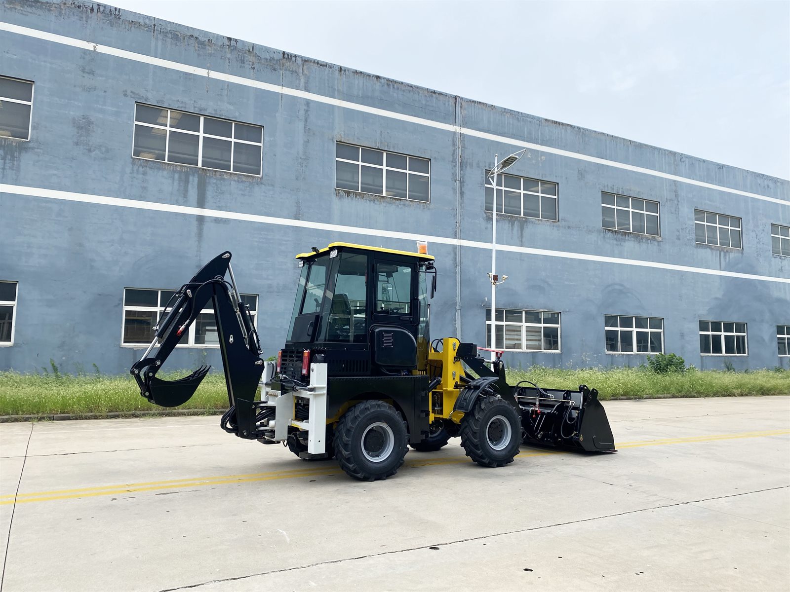 WZ25-18 Backhoe Loader real machine view 6