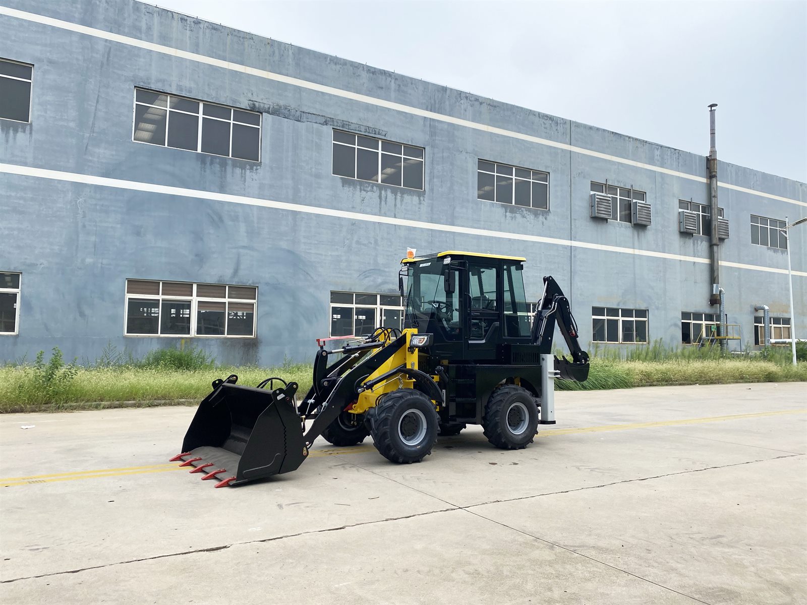 WZ25-18 Backhoe Loader real machine view 8